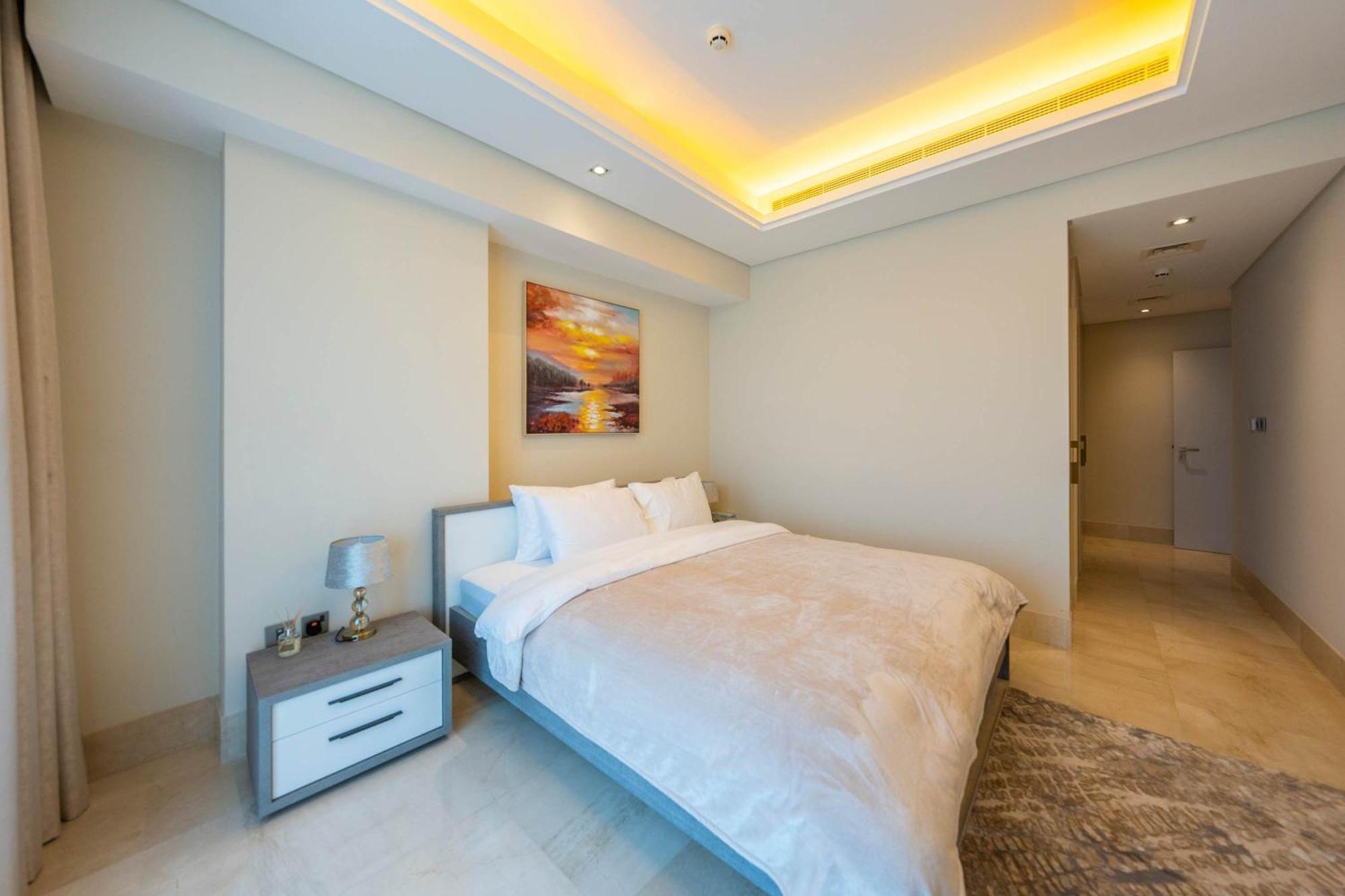 Spacious Beachfront 2 Bedroom Apartment - The 8 Dubai Dış mekan fotoğraf