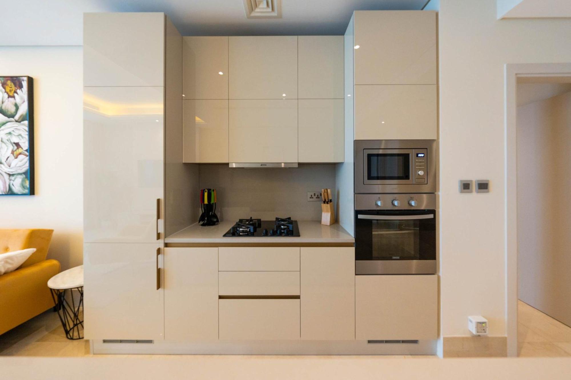 Spacious Beachfront 2 Bedroom Apartment - The 8 Dubai Dış mekan fotoğraf