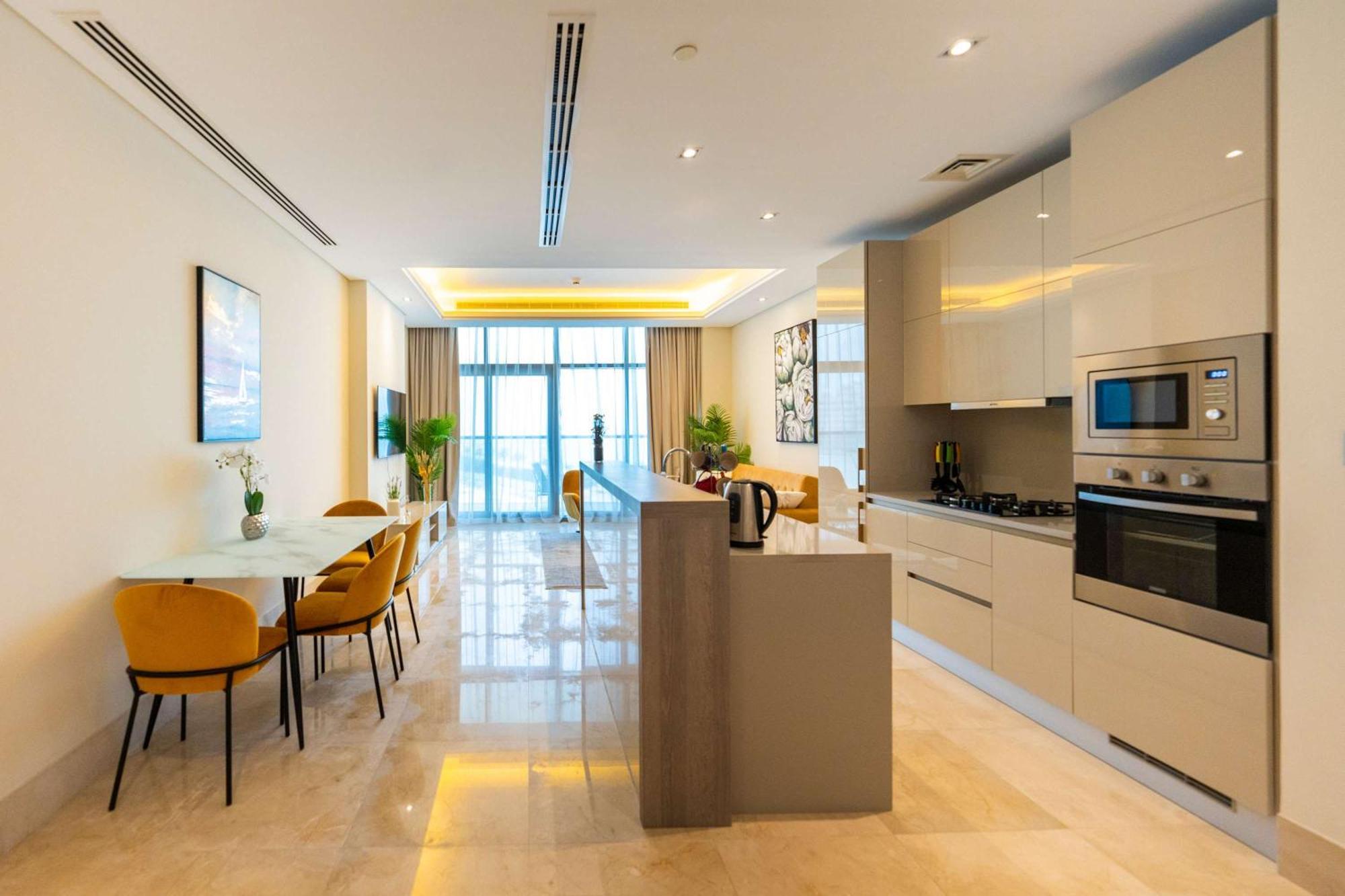 Spacious Beachfront 2 Bedroom Apartment - The 8 Dubai Dış mekan fotoğraf